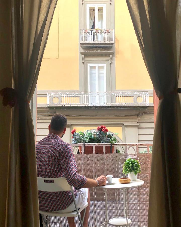 Couette-café Per Duomo Naples